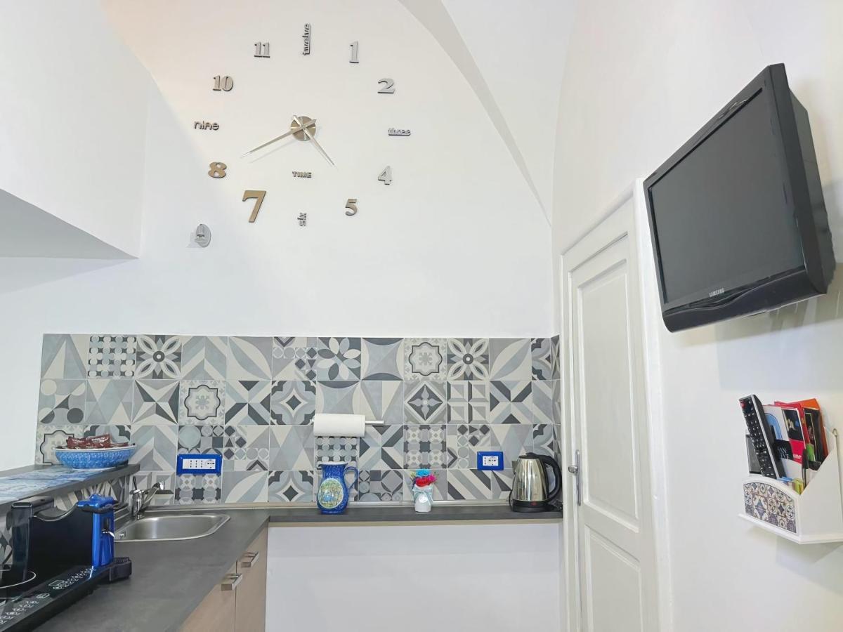 Oikos Guest House Νάπολη Εξωτερικό φωτογραφία