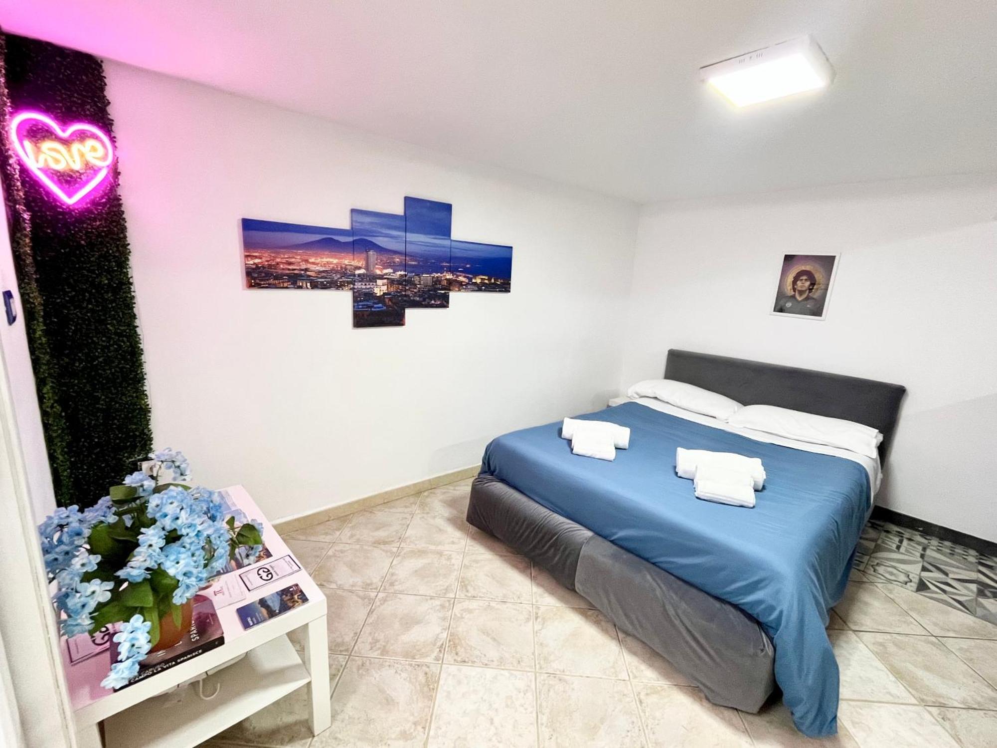Oikos Guest House Νάπολη Εξωτερικό φωτογραφία